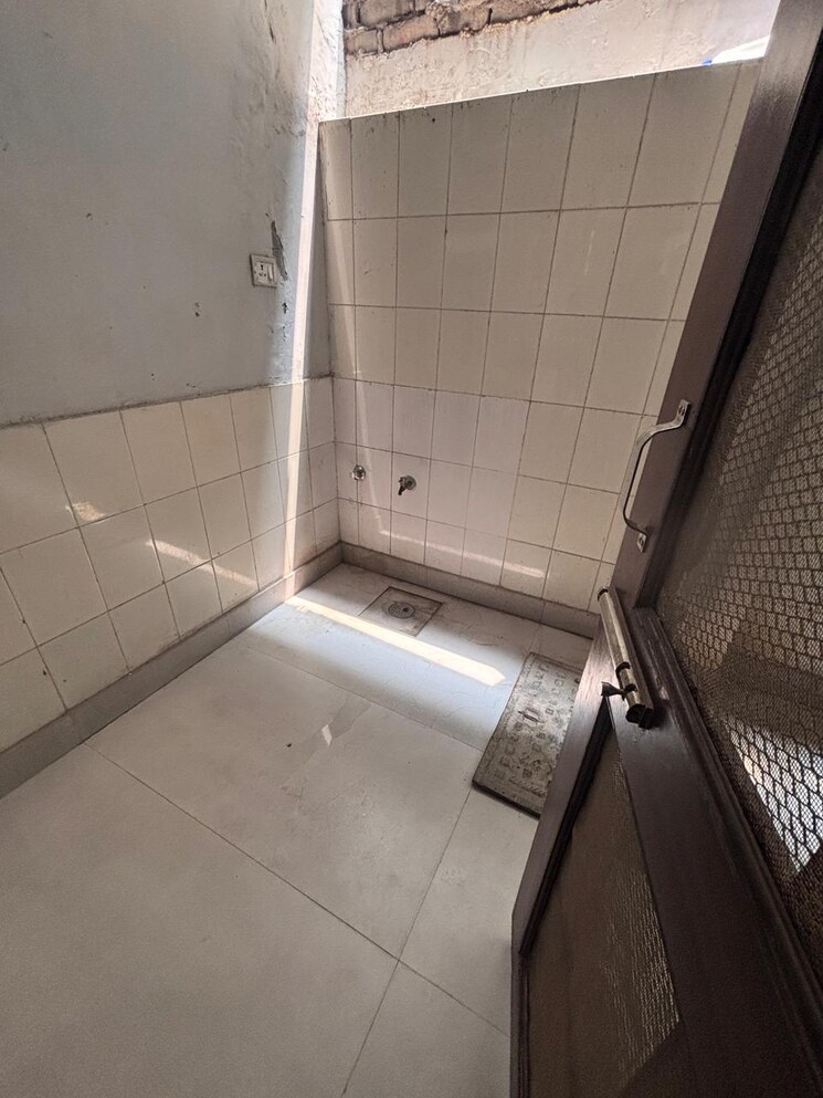 Balcony, palam vihar 1 Bedroom 650 Sq.Ft. Builder Floor In Palam Vihar Gurgaon 9813253