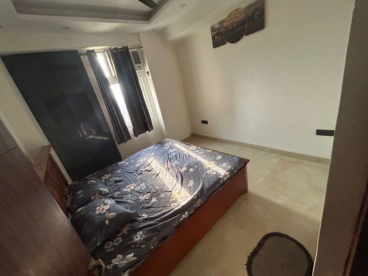 Kitchen, amrapali-princely-estate 3 Bedroom 2500 Sq.Ft. Independent House In Sector 76 Noida 9813274