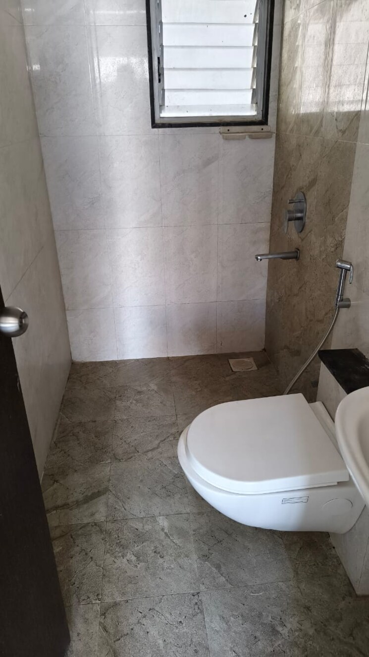 Bathroom, mantra-29-gold-coast 2 Bedroom 674 Sq.Ft. Apartment In Tingre Nagar Pune 9813282