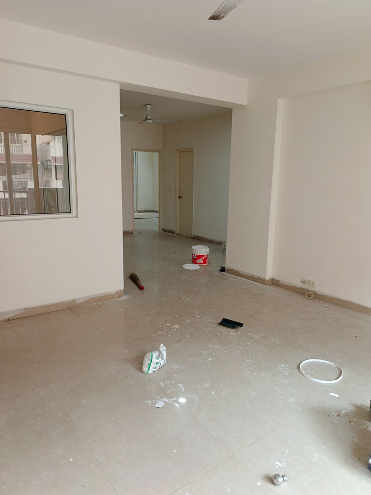 Room, emaar-emerald-floors-premier 3.5 Bedroom 1650 Sq.Ft. Apartment In Sector 65 Gurgaon 9813298