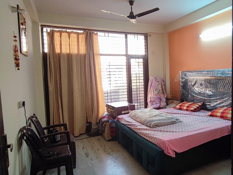 Bedroom, shakti khand 2 Bedroom 950 Sq.Ft. Builder Floor In Shakti Khand Ghaziabad 9813297