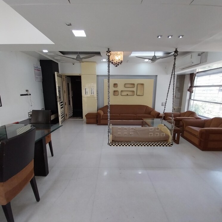 Living Room, babulnath 3 Bedroom 2000 Sq.Ft. Apartment In Babulnath Mumbai 9813366