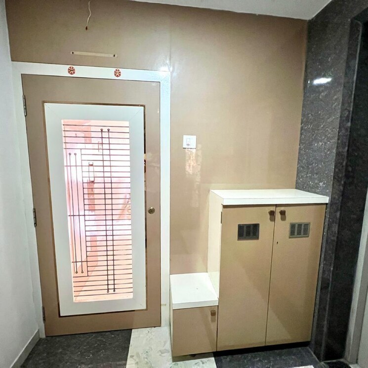 Bathroom, ghatkopar east 2 Bedroom 810 Sq.Ft. Apartment In Ghatkopar East Mumbai 9813437