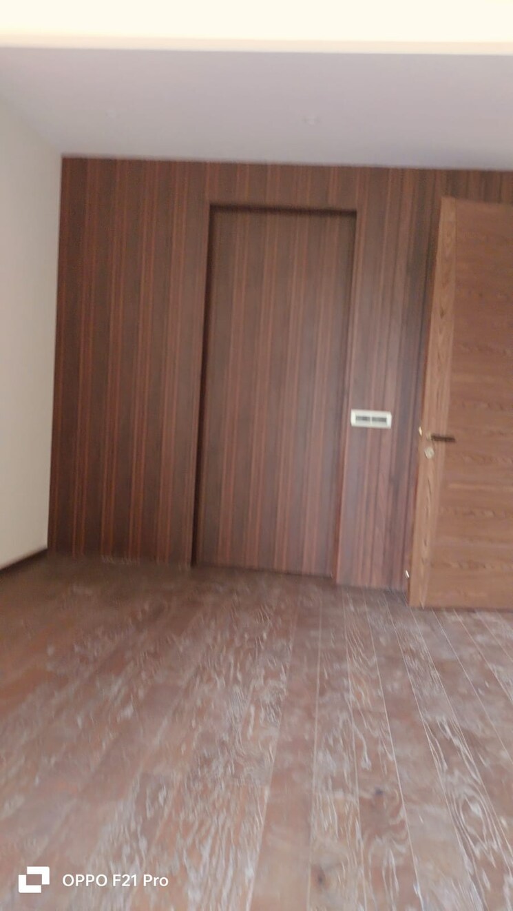 Room, unitech-south-city-ii 2 Bedroom 1050 Sq.Ft. Builder Floor In Sector 50 Gurgaon 9813463