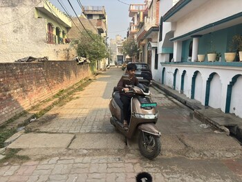 UPAVP Amrapali Enclave