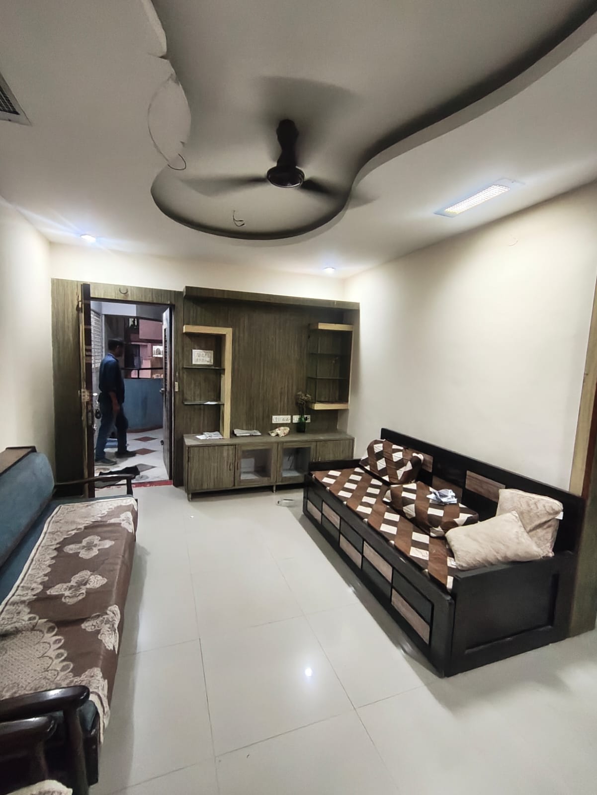 Living Room, tyagi-uttam-plaza 2 Bedroom 1000 Sq.Ft. Apartment In Kharadi Pune 9813454