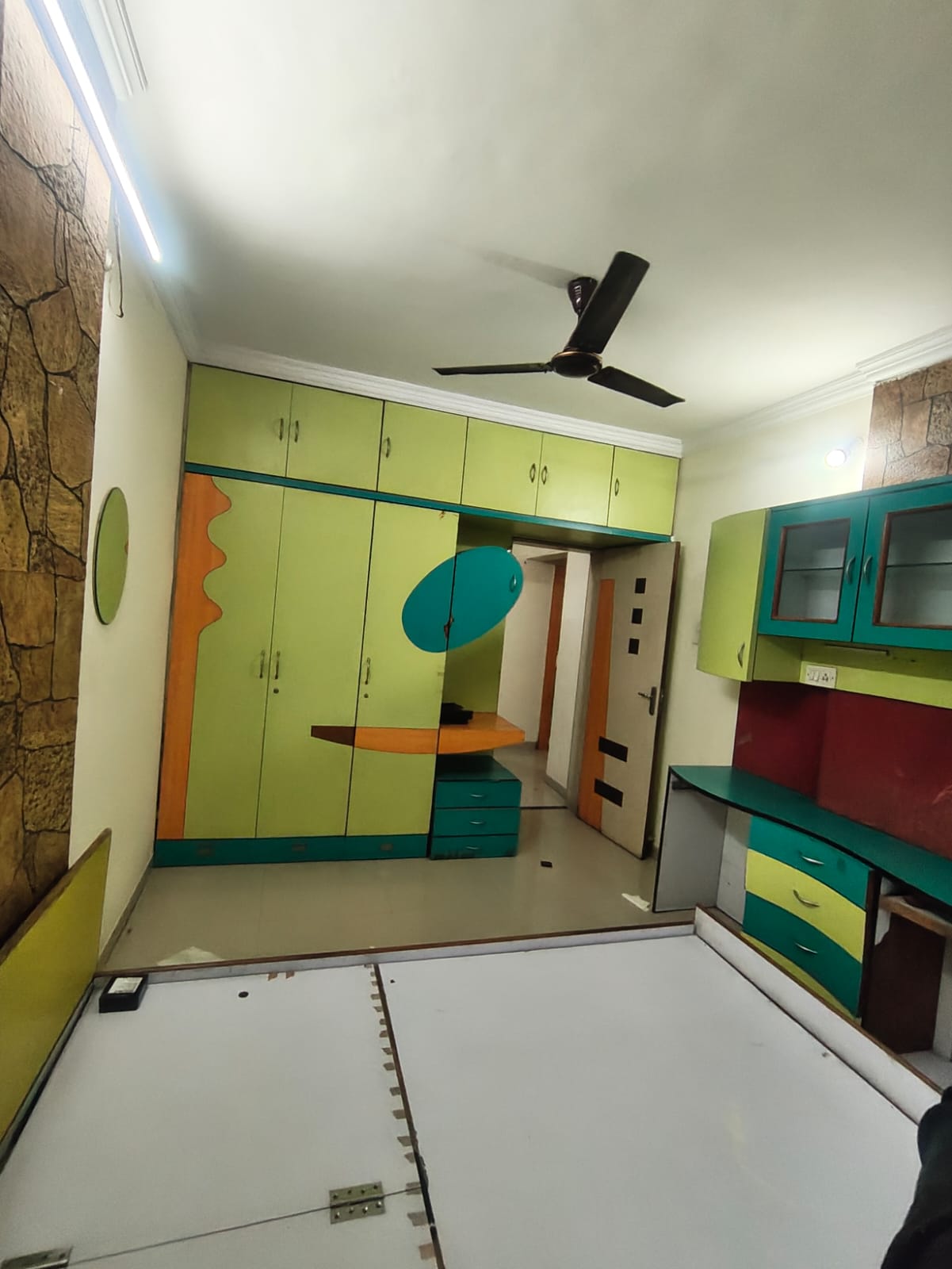 Team Area, tyagi-uttam-plaza 2 Bedroom 1000 Sq.Ft. Apartment In Kharadi Pune 9813454