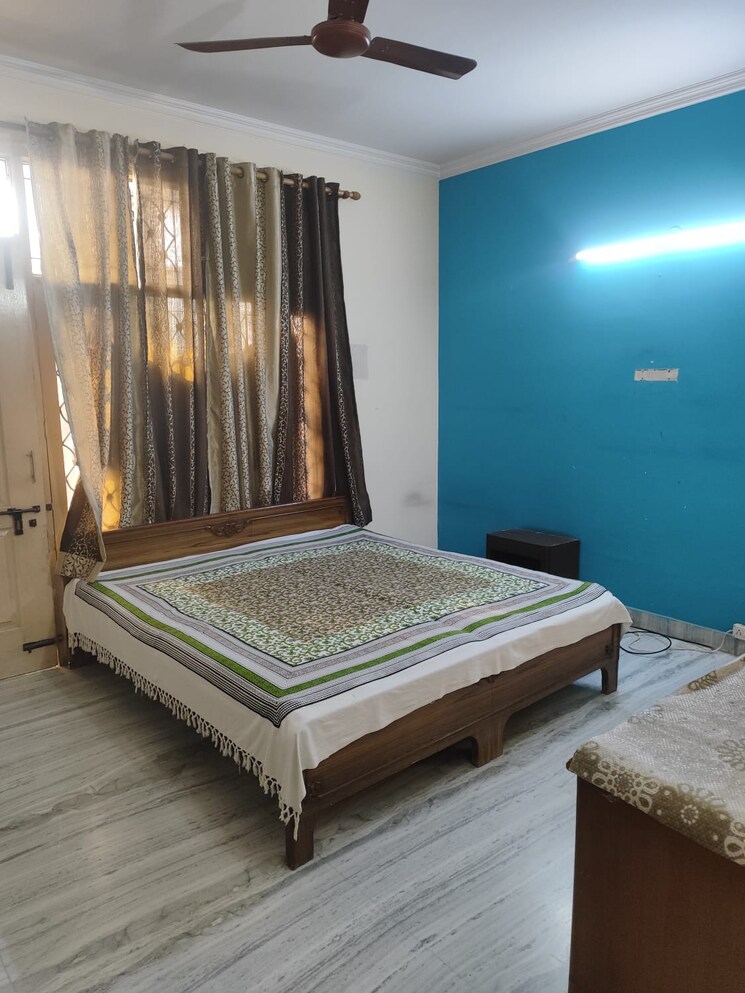 Bedroom, trikuta-apartments 3 Bedroom 2200 Sq.Ft. Apartment In Sector 29 Noida 9813532