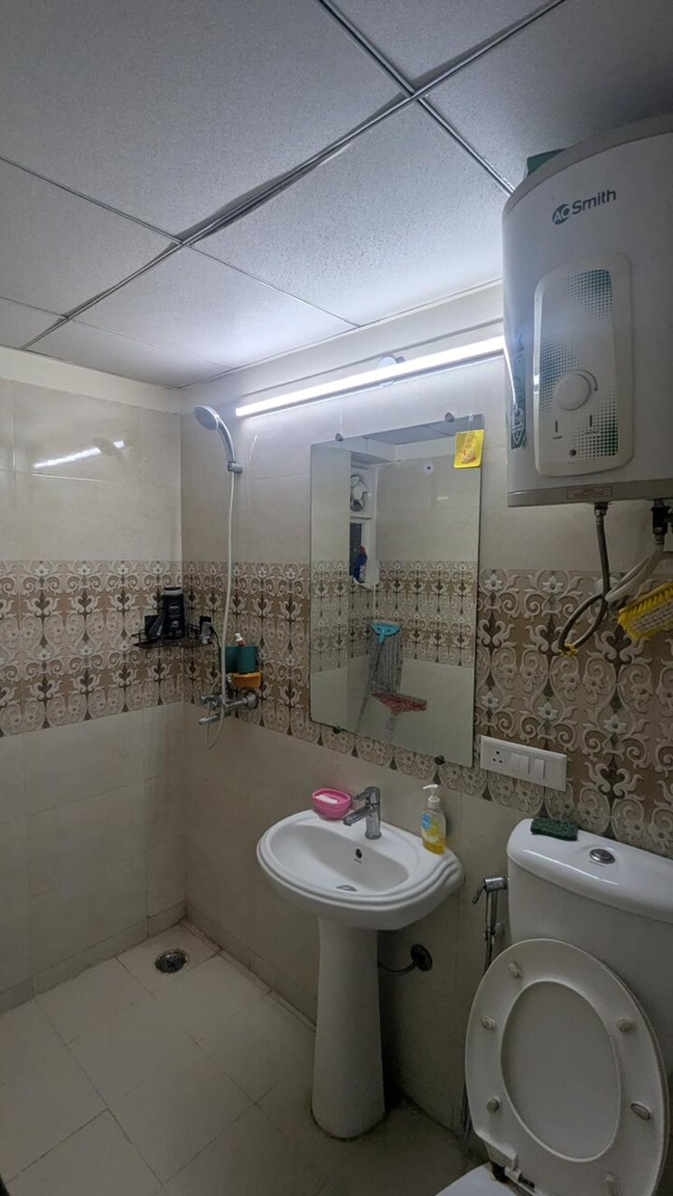 Bathroom, gaur-city-7th-avenue 2 Bedroom 1105 Sq.Ft. Apartment In Sector 4 Greater Noida Greater Noida 9813632