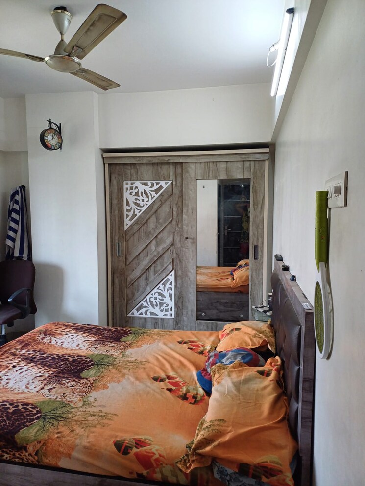 Bedroom, haware-estate 3 Bedroom 990 Sq.Ft. Apartment In Kasarvadavali Thane 9813748