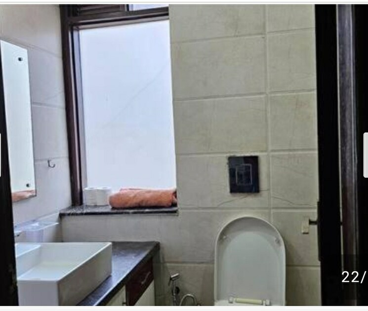Bathroom, bali nagar 2.5 Bedroom 950 Sq.Ft. Builder Floor In Bali Nagar Delhi 9813835