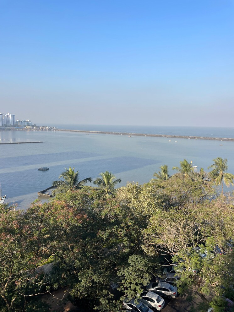 Master Bedroom, maker-tower 4 Bedroom 3100 Sq.Ft. Apartment In Cuffe Parade Mumbai 9813861