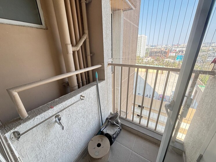 Balcony, godrej-green-vistas 2 Bedroom 760 Sq.Ft. Apartment In Mahalunge Pune 9813946