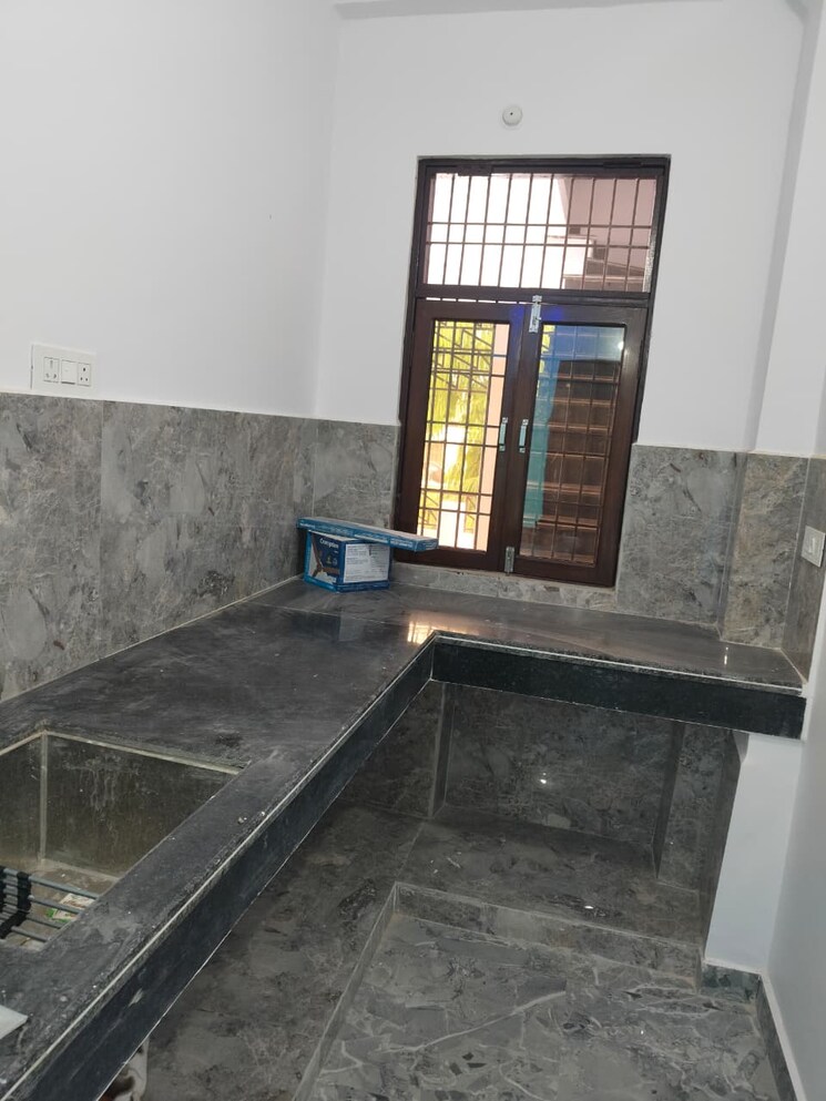 Balcony, indira nagar 2 Bedroom 1000 Sq.Ft. Independent House In Indira Nagar Lucknow 9814241