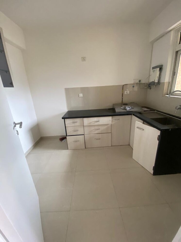 Kitchen, hiranandani-obelia-the-walk 2.5 Bedroom 650 Sq.Ft. Apartment In Ghodbunder Road Thane 9815258