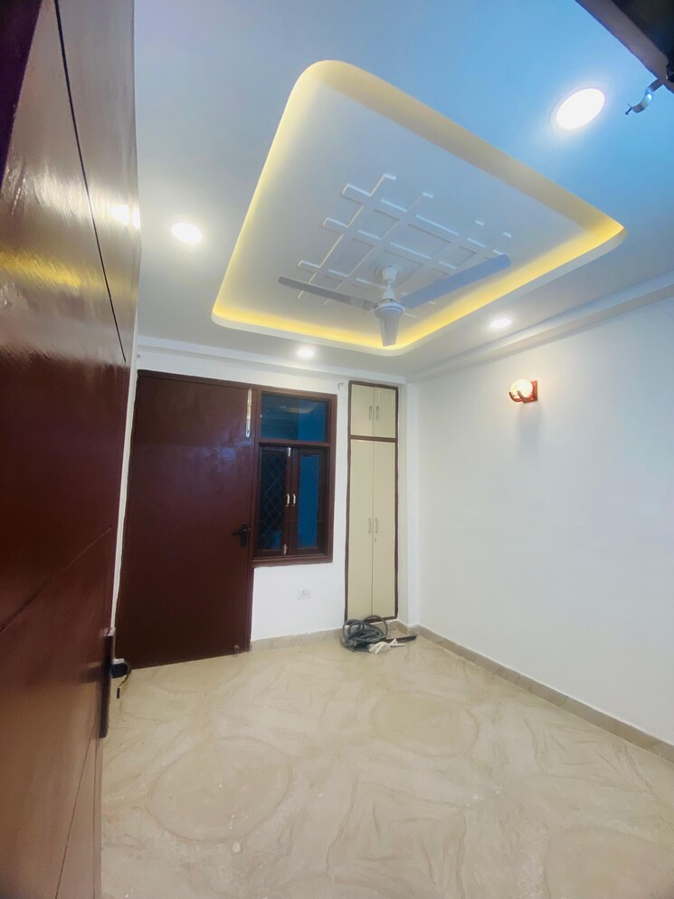 Room, khirki extension 2 Bedroom 701 Sq.Ft. Builder Floor In Khirki Extension Delhi 9815268