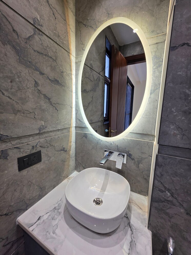 Bathroom, ansal-sushant-lok-i 3 Bedroom 2150 Sq.Ft. Builder Floor In Sector 43 Gurgaon 9815378