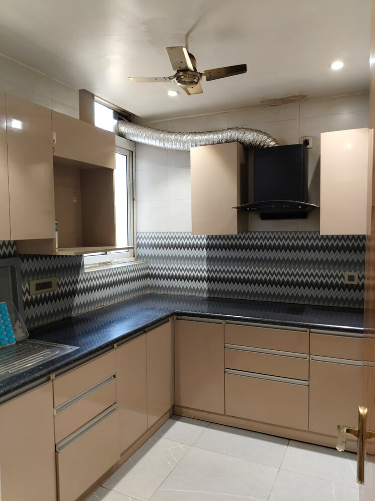 Kitchen, gls-avenue-51 3 Bedroom 928 Sq.Ft. Apartment In Sector 92 Gurgaon 9815387