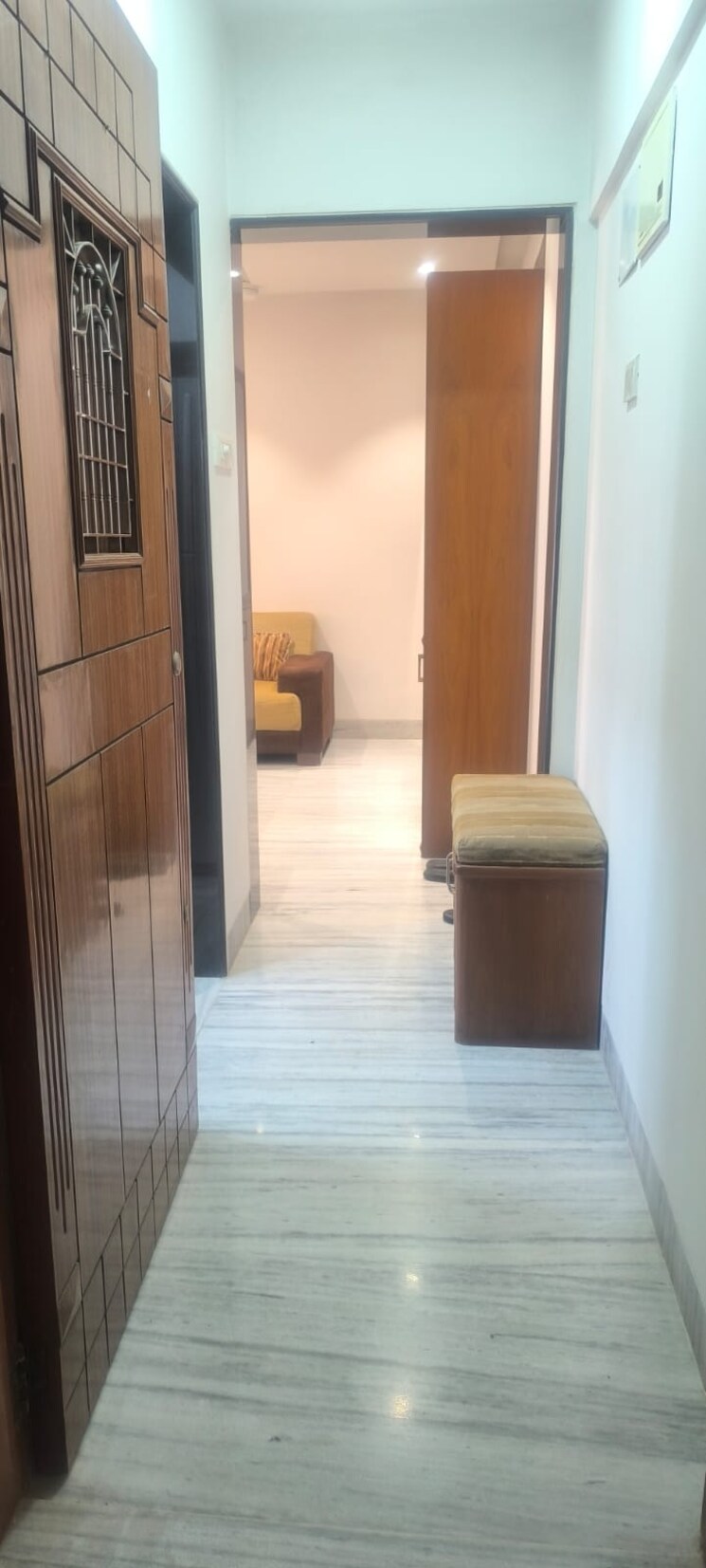 Room, kumar-harshvardhan-chs 2 Bedroom 800 Sq.Ft. Apartment In Andheri West Mumbai 9815569