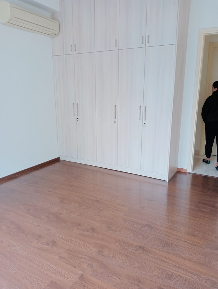 Room, conscient-heritage-one 3.5 Bedroom 1890 Sq.Ft. Apartment In Sector 62 Gurgaon 9815576