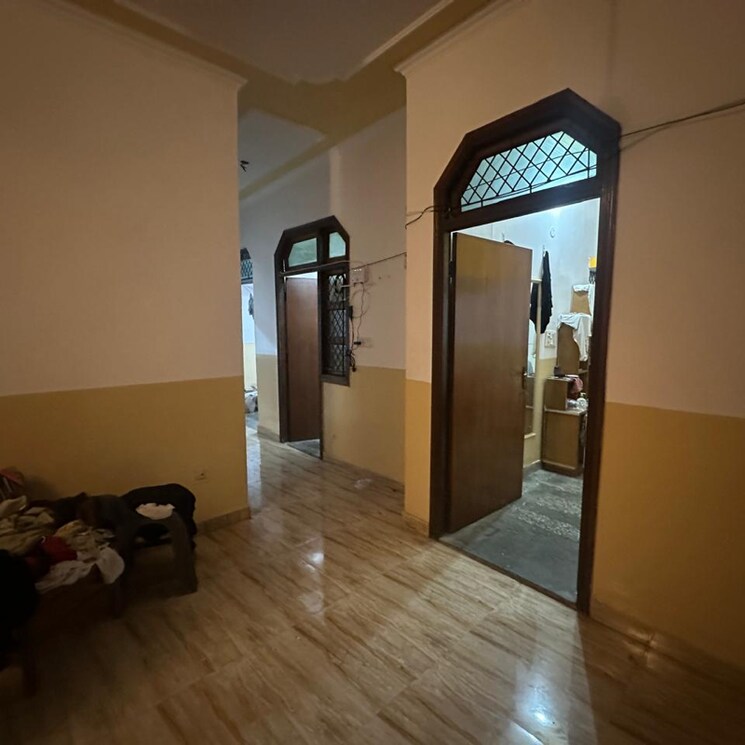 Room, katwaria sarai 3.5 Bedroom 1250 Sq.Ft. Builder Floor In Katwaria Sarai Delhi 9815784