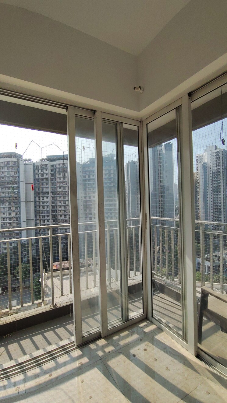 Cover Image, the-wadhwa-platina 3 Bedroom 1200 Sq.Ft. Apartment In Kolshet Road Thane 9815960