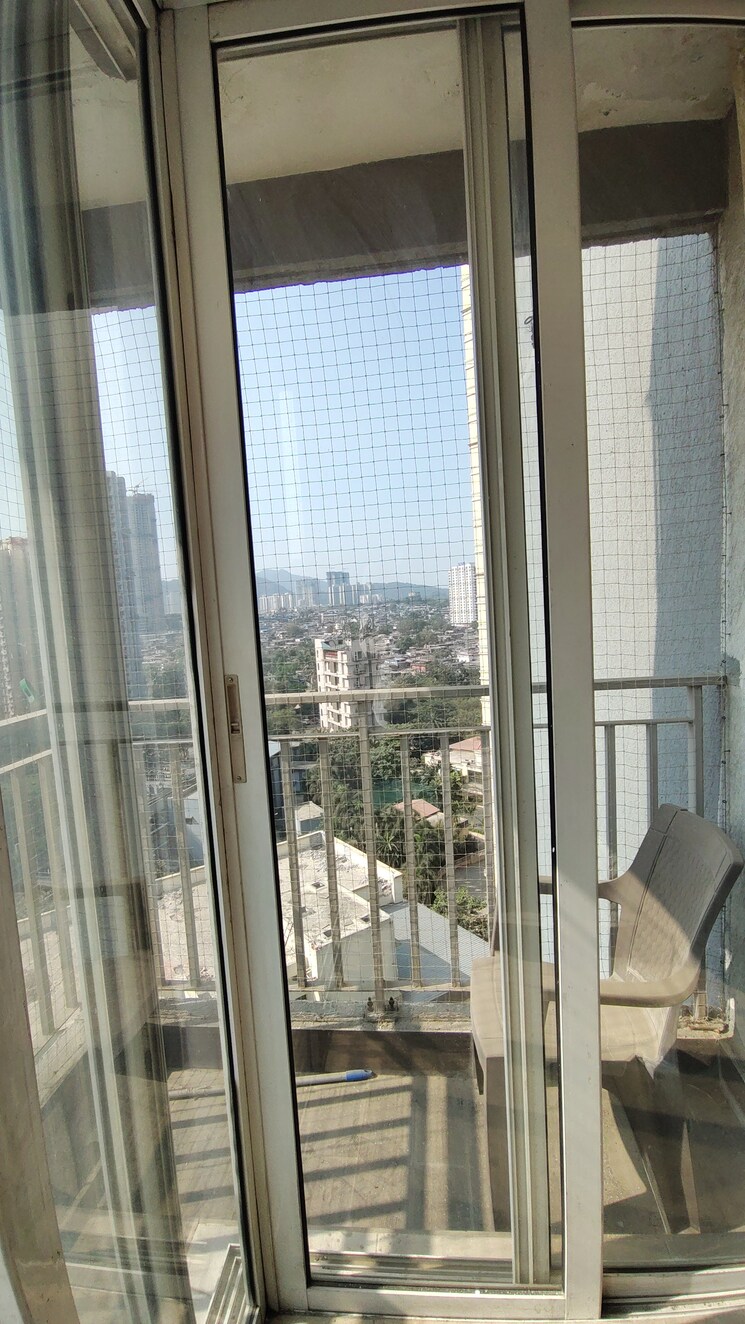 Balcony, the-wadhwa-platina 3 Bedroom 1200 Sq.Ft. Apartment In Kolshet Road Thane 9815960