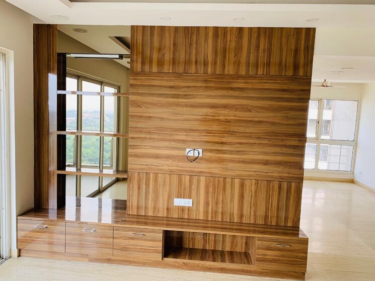 Room, sunlight-apartments-sector-44 3.5 Bedroom 2200 Sq.Ft. Apartment In Sector 44 Noida 9816184