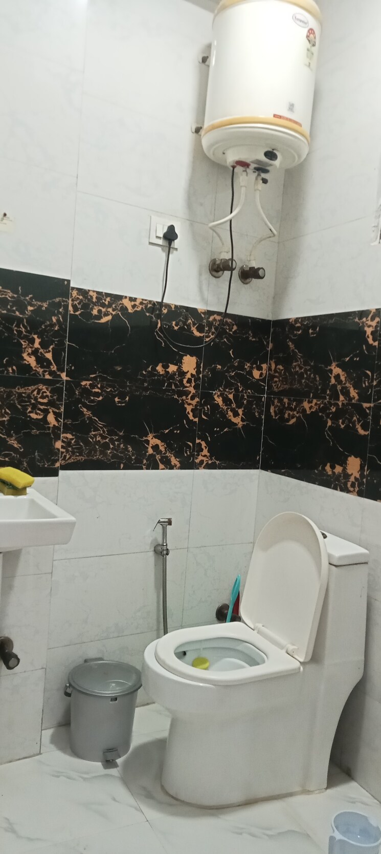 Bathroom, panchsheel vihar 2 Bedroom 720 Sq.Ft. Builder Floor In Panchsheel Vihar Delhi 9816731
