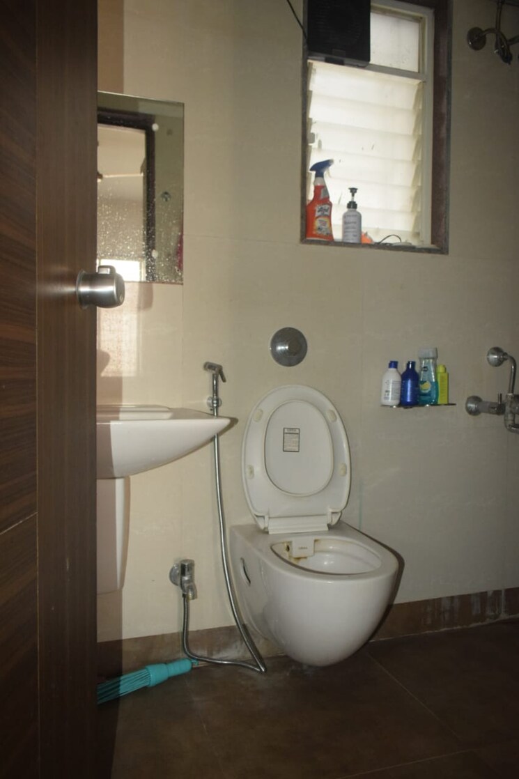 Bathroom, venkatesh-graffiti 3 Bedroom 1332 Sq.Ft. Apartment In Keshav Nagar Pune 9816647