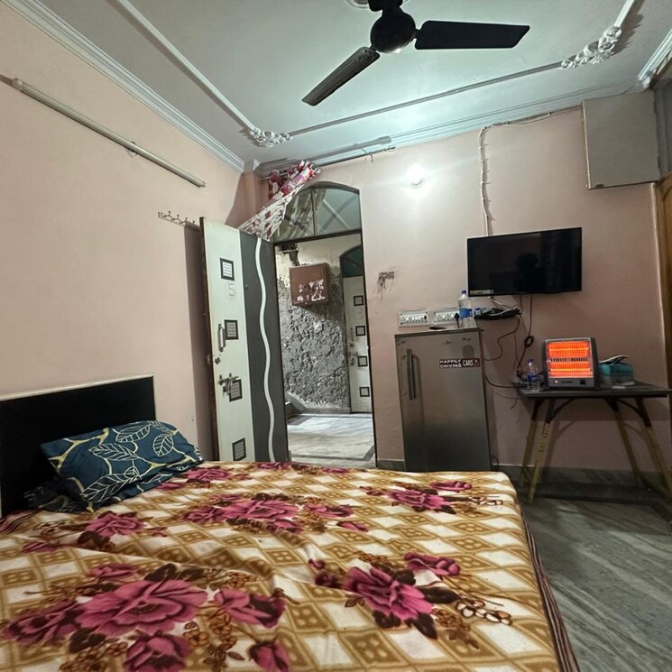 Cover Image, katwaria sarai 1 RK 250 Sq.Ft. Builder Floor In Katwaria Sarai Delhi 9816921