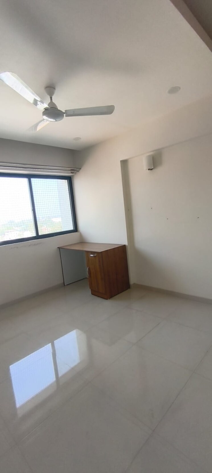 Room, pride-pegasus 3 Bedroom 1796 Sq.Ft. Apartment In Hennur Road Bangalore 9816979