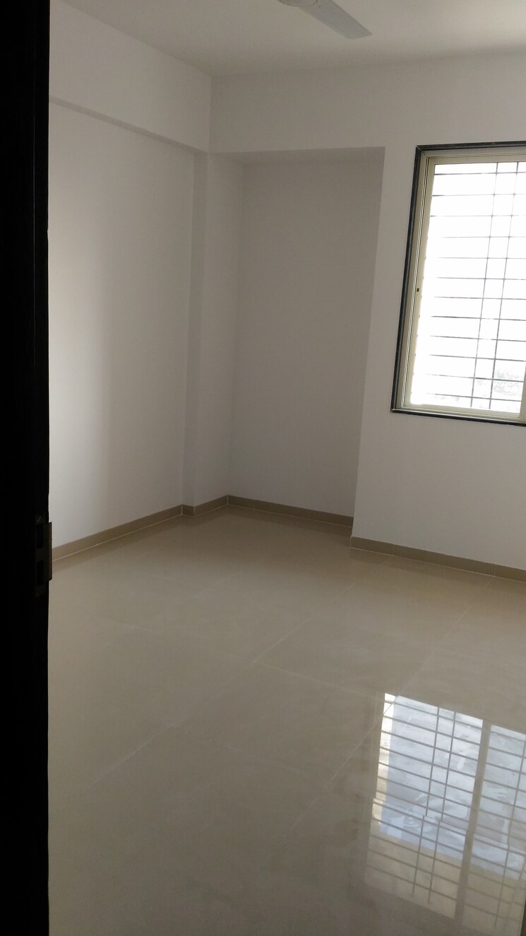 Room, dreams-wisteria 2 Bedroom 900 Sq.Ft. Apartment In Pisoli Pune 9817051