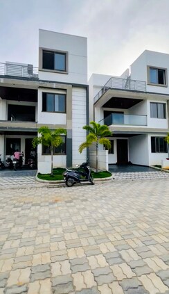 5 BHK + Pooja Room Villa For Sale in Gundlapochampally