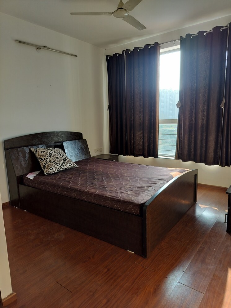 Bedroom, amanora-future-towers 3 Bedroom 1550 Sq.Ft. Apartment In Hadapsar Pune 9817396
