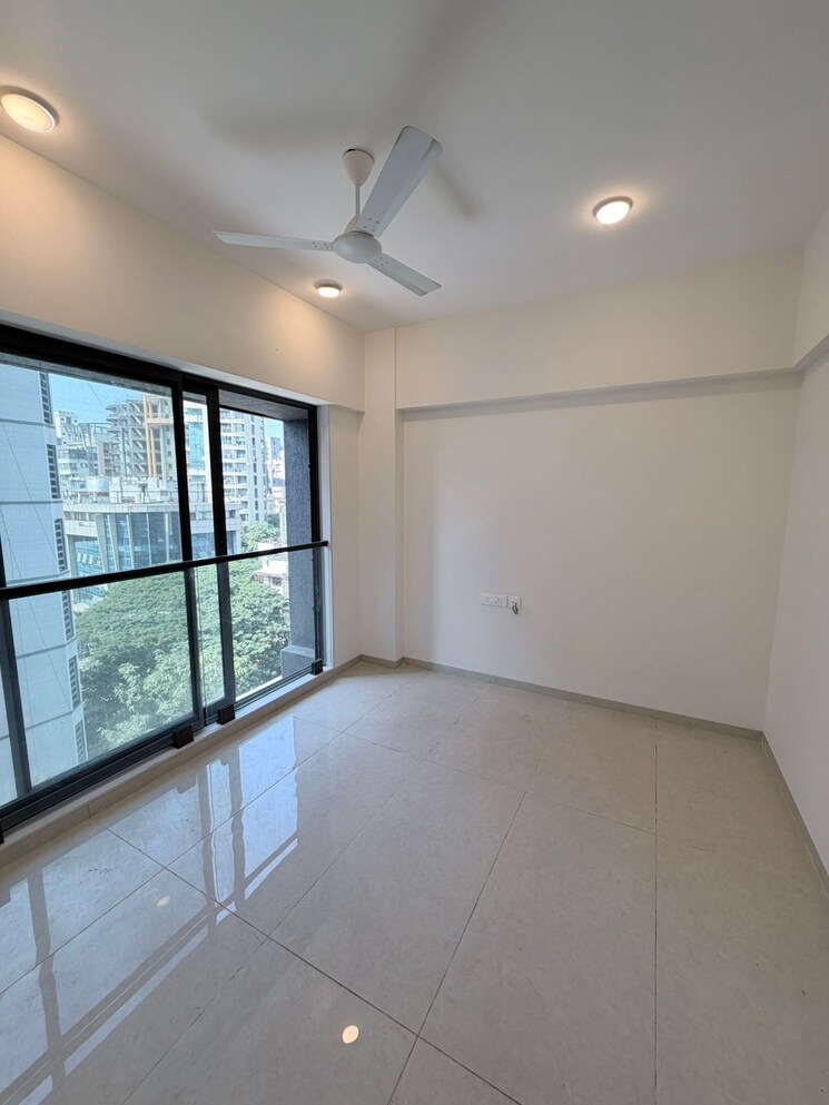 Bedroom, s-raheja-silver-rock 2 Bedroom 700 Sq.Ft. Apartment In Bandra West Mumbai 9818111