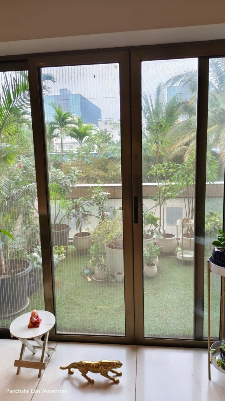 Swimming Pool, panchshil-eon-waterfront-i 4 Bedroom 4197 Sq.Ft. Apartment In Kharadi Pune 9817993