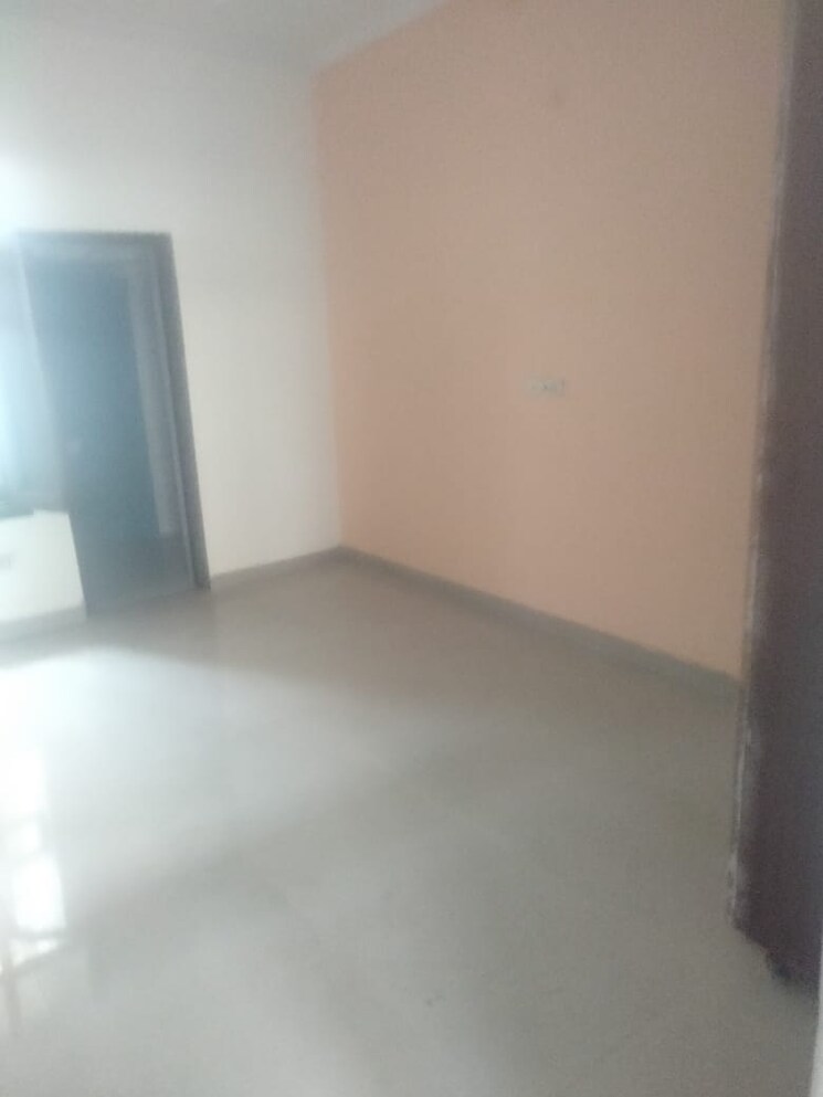 Cover Image, vip road 2 Bedroom 1050 Sq.Ft. Apartment In Vip Road Zirakpur 9818170