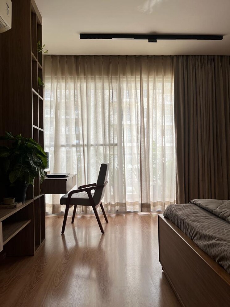 Master Bedroom, experion-the-heart-song 4 Bedroom 2631 Sq.Ft. Apartment In Sector 108 Gurgaon 9818176