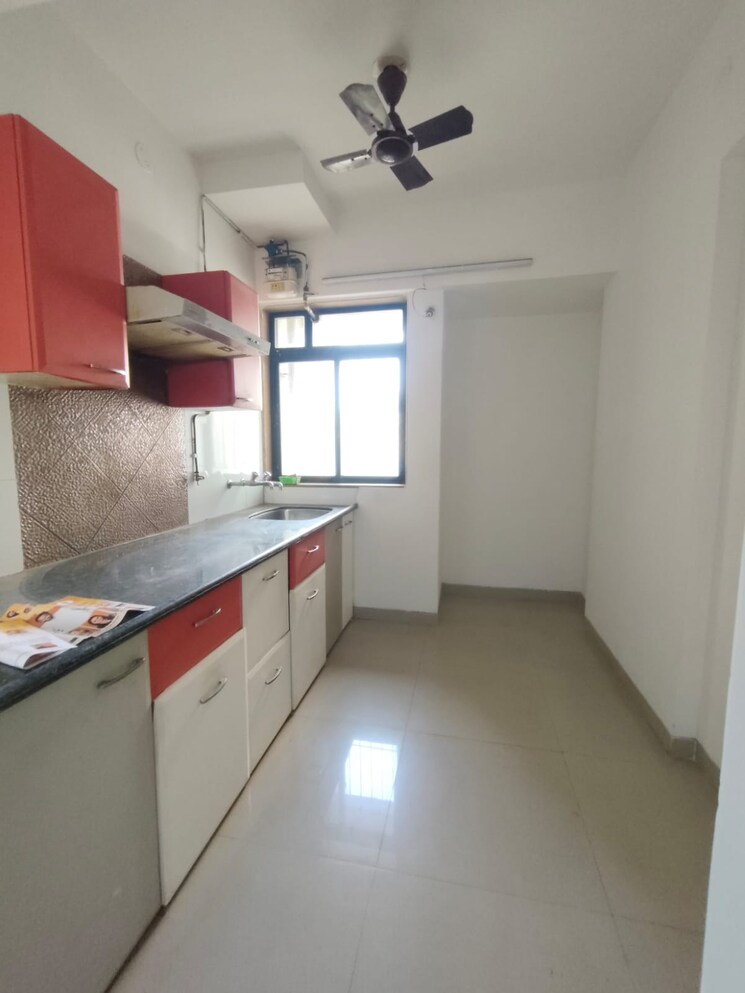 Kitchen, puranik-hometown 2 Bedroom 700 Sq.Ft. Apartment In Ghodbunder Road Thane 9818342