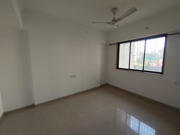Room, puranik-hometown 2 Bedroom 700 Sq.Ft. Apartment In Ghodbunder Road Thane 9818342