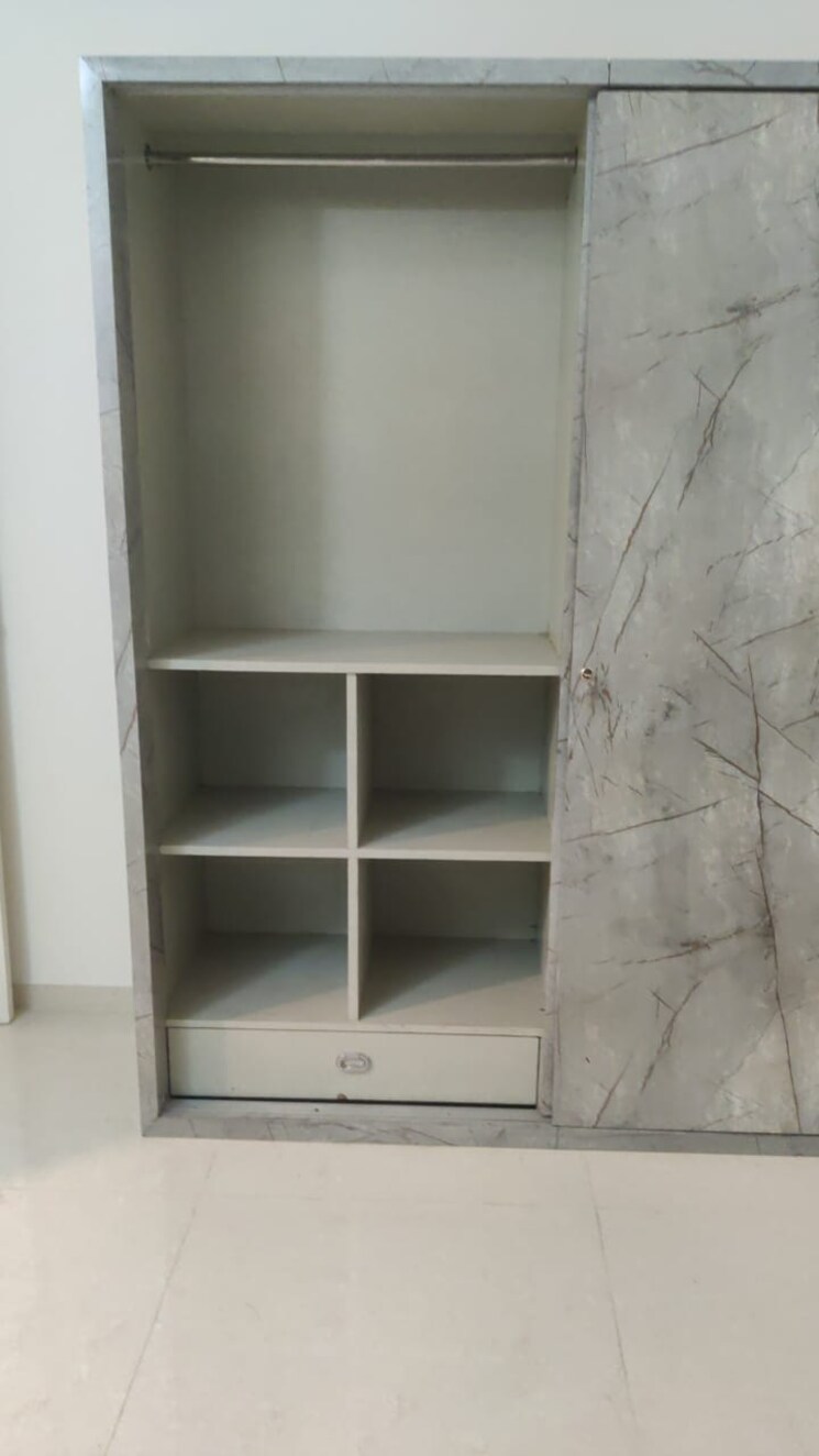 Bathroom, omaxe-the-palace 3 Bedroom 1400 Sq.Ft. Apartment In Gomti Nagar Lucknow 9813481