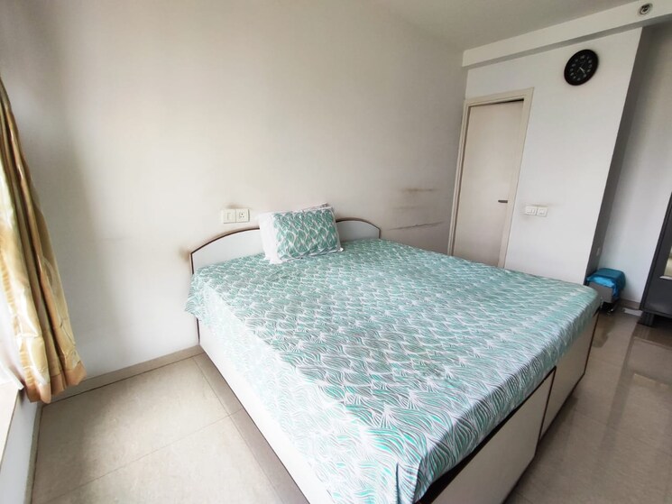 Bedroom, hiranandani-delanna 2 Bedroom 730 Sq.Ft. Apartment In Ghodbunder Road Thane 9818861