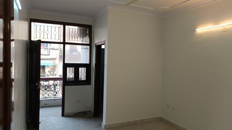 Room, east patel nagar 3 Bedroom 1350 Sq.Ft. Builder Floor In East Patel Nagar Delhi 9819227
