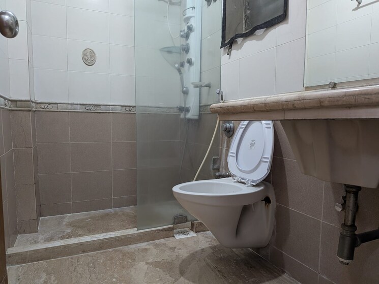 Bathroom, shrishti-synchronicity 3 Bedroom 1470 Sq.Ft. Apartment In Chandivali Mumbai 9819244