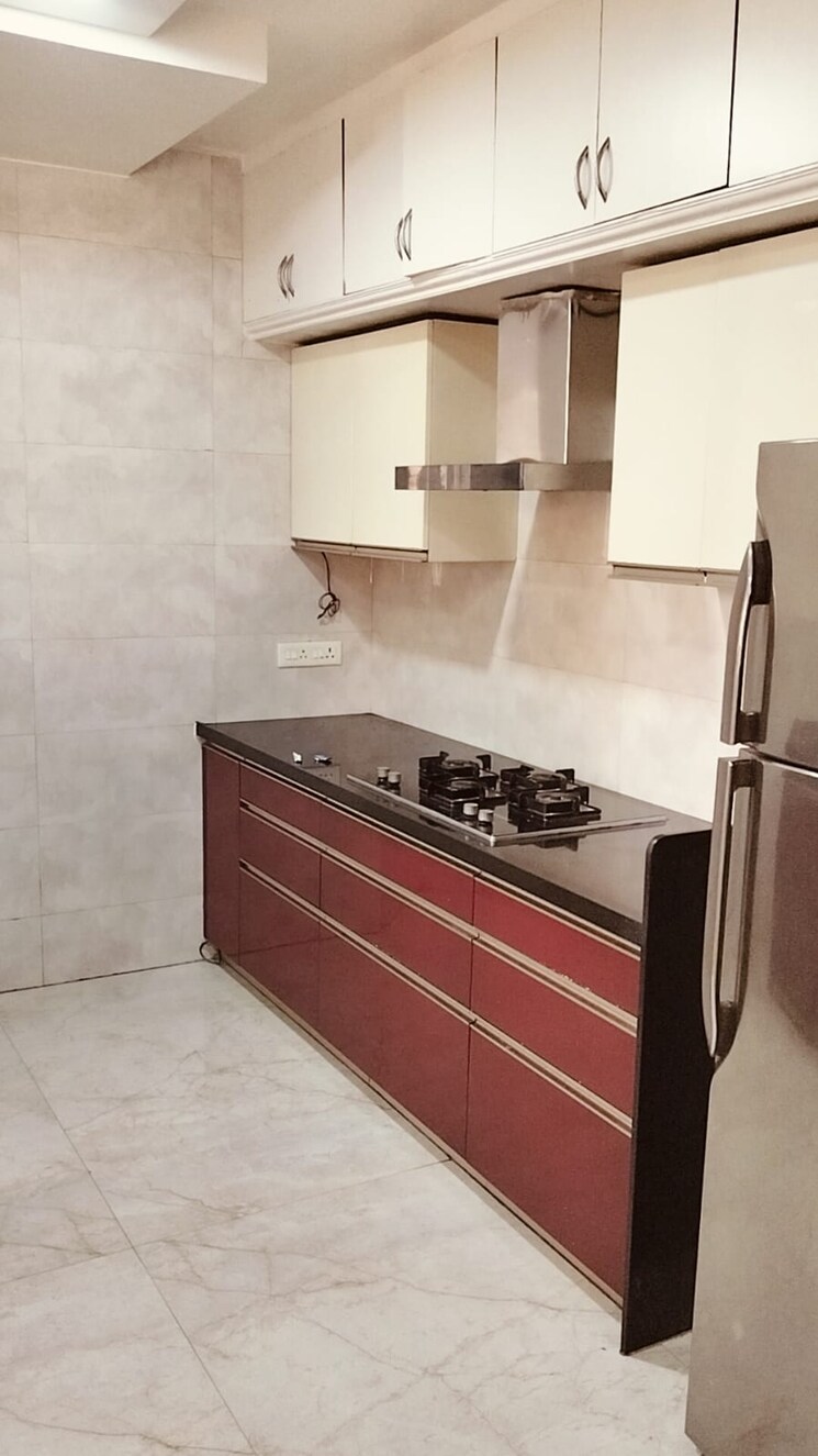 Kitchen, magarpatta-daffodils-apartment 3 Bedroom 1500 Sq.Ft. Apartment In Hadapsar Pune 9819283