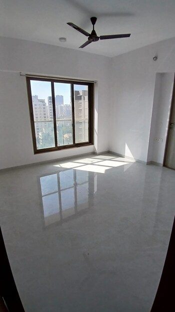 3 BHK Flat for Sale in Kandivali West, Mumbai