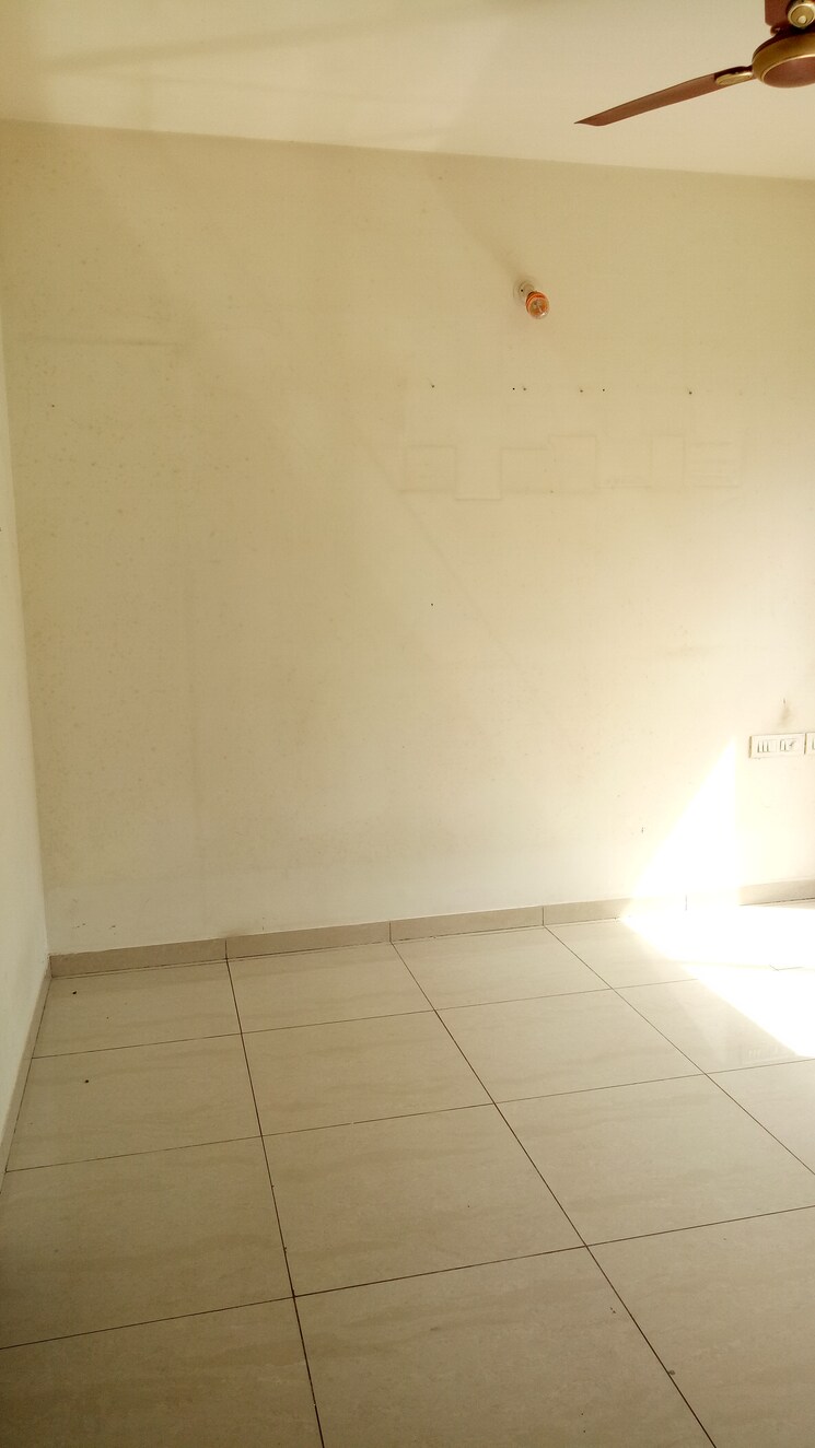 Room, mahindra-antheia 1 Bedroom 750 Sq.Ft. Apartment In Pimpri Pune 9819288