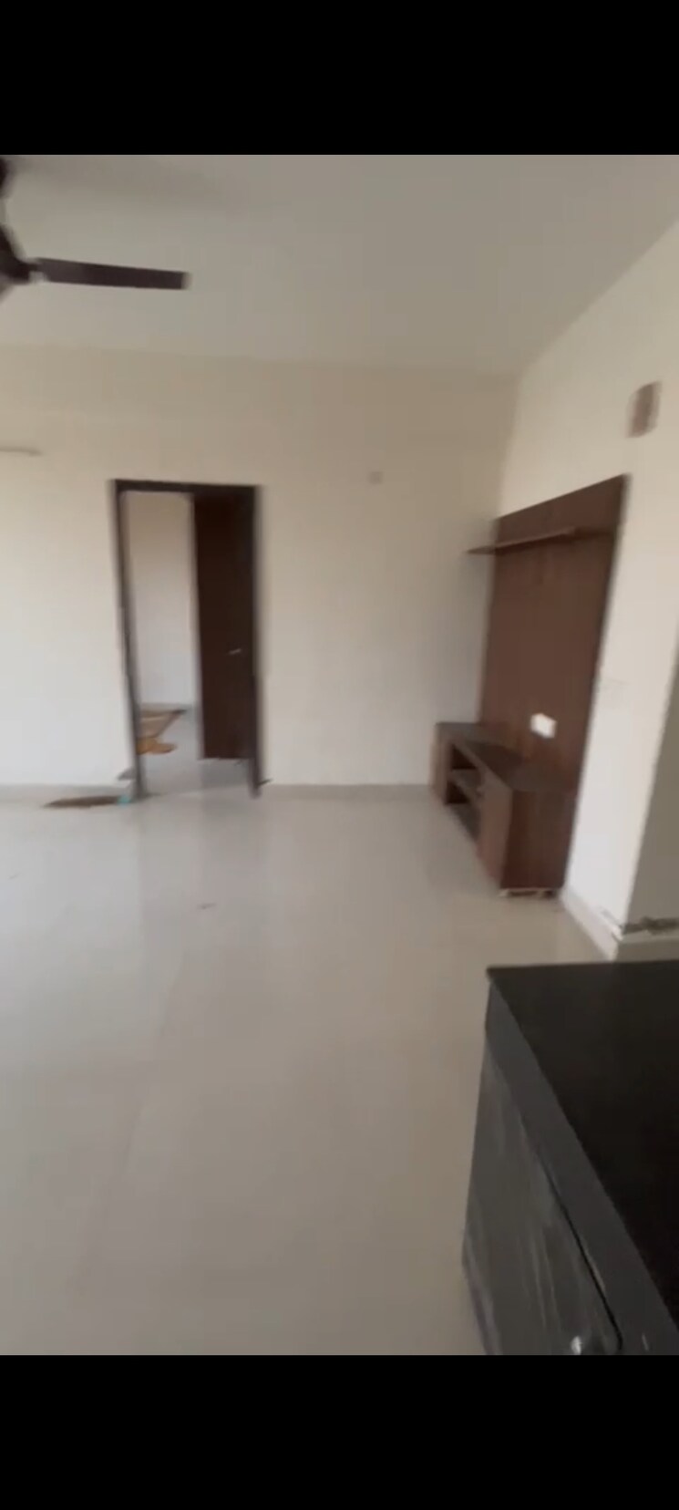 Cover Image, signature-the-serenas 2 Bedroom 724 Sq.Ft. Apartment In Sohna Sector 36 Gurgaon 9819388