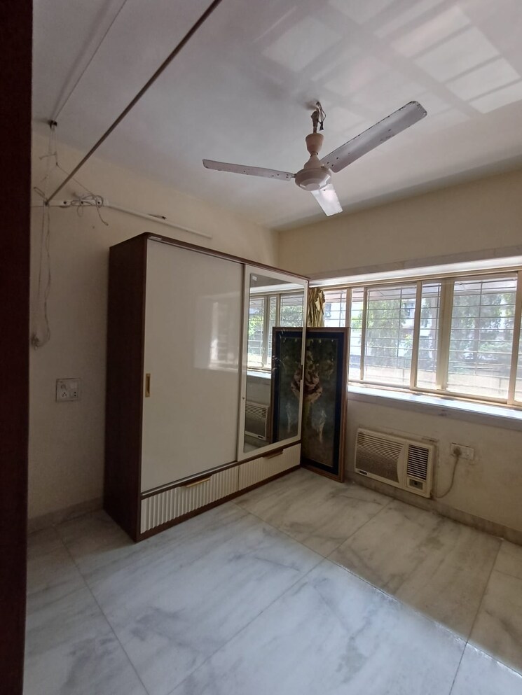 Bedroom, centre-point-society 2 Bedroom 770 Sq.Ft. Apartment In Panch Pakhadi Thane 9819397